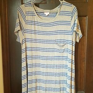 LuLaRoe Medium Carly